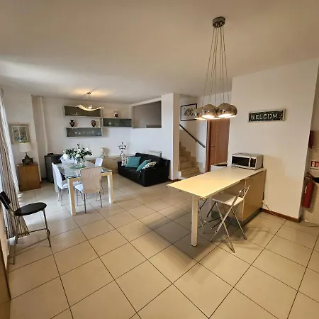 Frühstückspension Roxana Tivoli