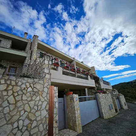 Bed & Breakfast Roxana Tivoli