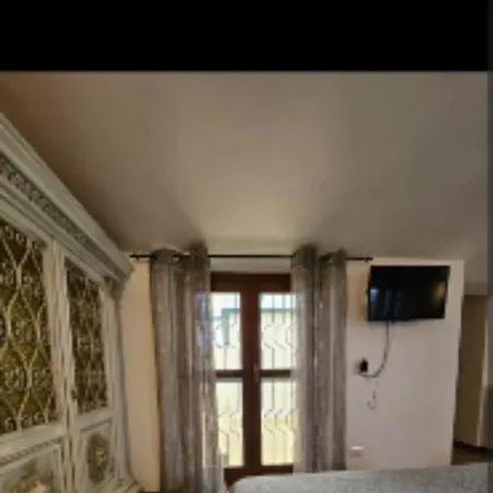 Roxana Bed & Breakfast Tivoli
