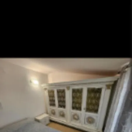 Roxana Bed & Breakfast